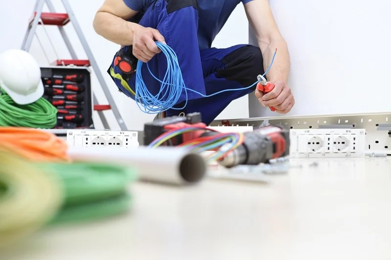 Benefits of Hiring a Licensed Residential Electrician Today